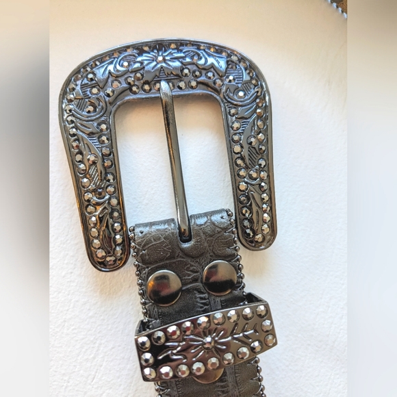 Studded Mirrored Leather Belt - Picture 2 of 7